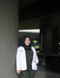 drg. Wina Meiana Wijaya, Sp. Pros